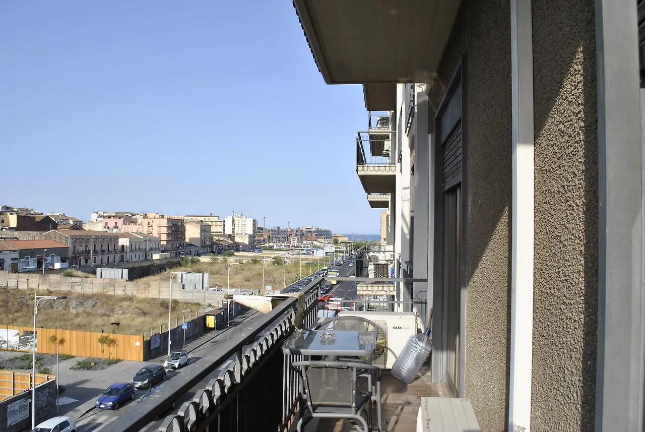 Movida Inn B&B Catane Couette-café