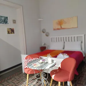 Nocleg ze śniadaniem Bed, Book & Breakfast Landolina